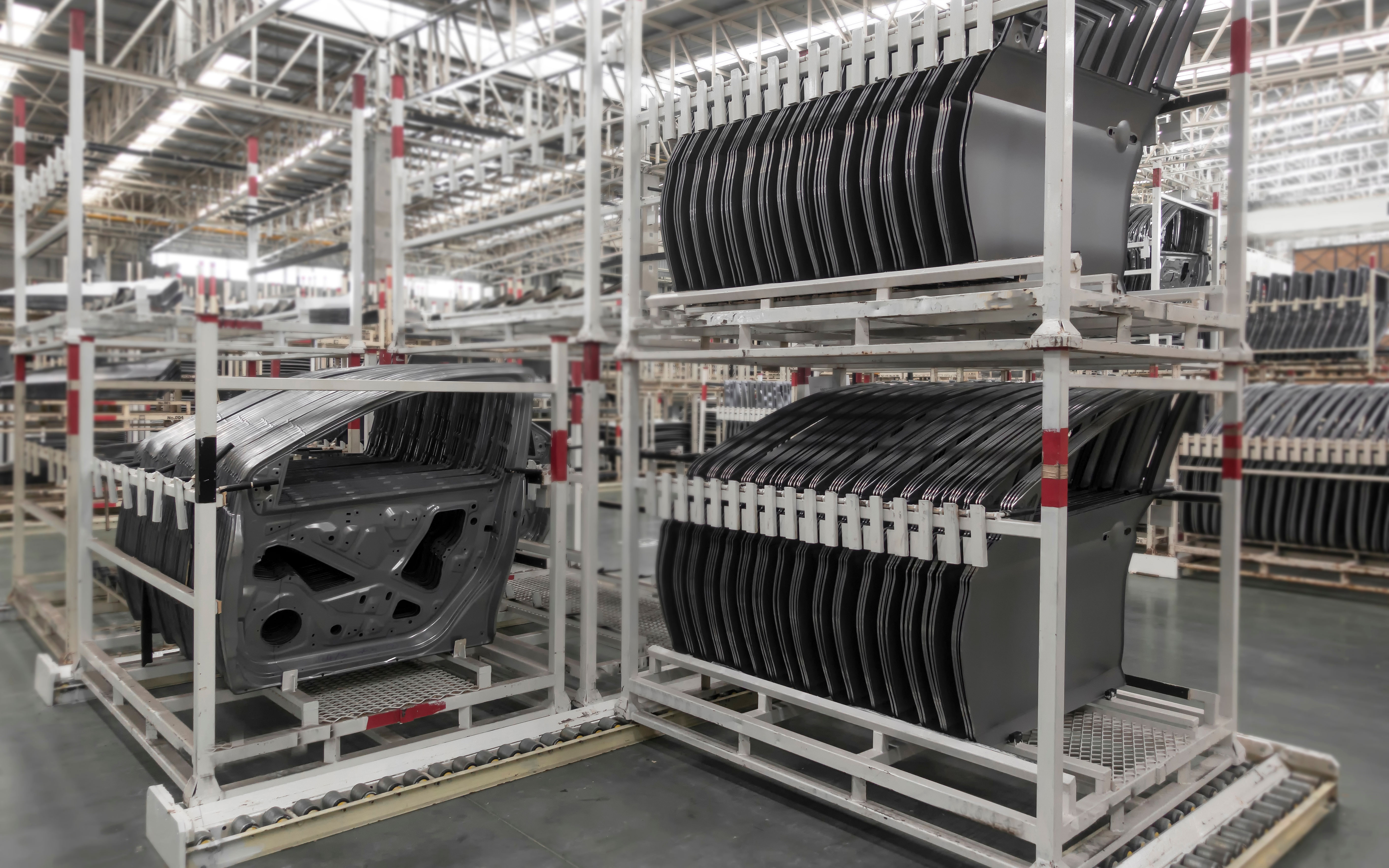 Storage of components in the automotive industry